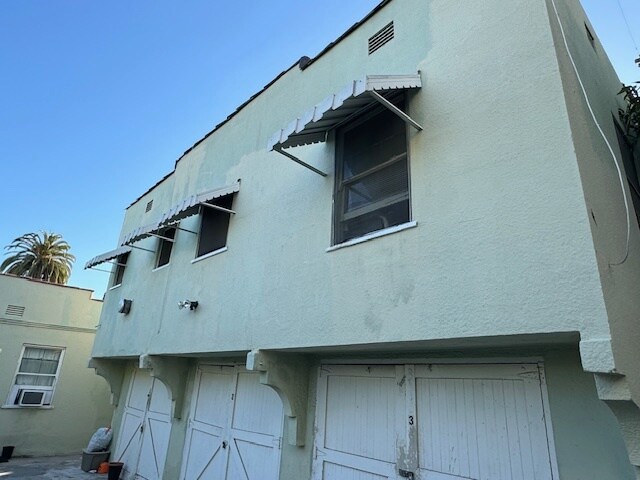 More Photos Of 2221-2229 Addison Way, Los Angeles Apartments For Sale