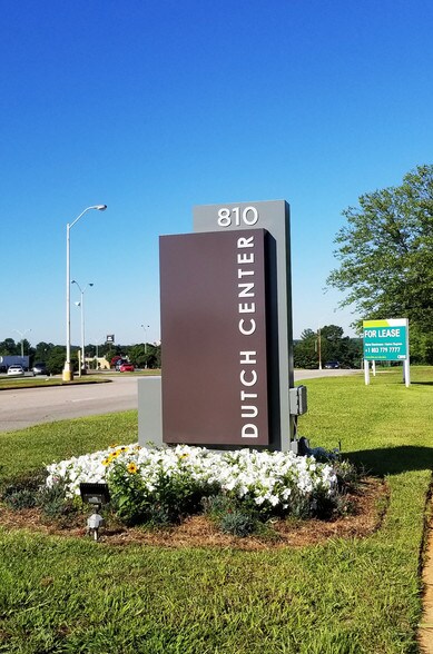 More Photos Of 810 Dutch Square Blvd, Columbia Office For Lease