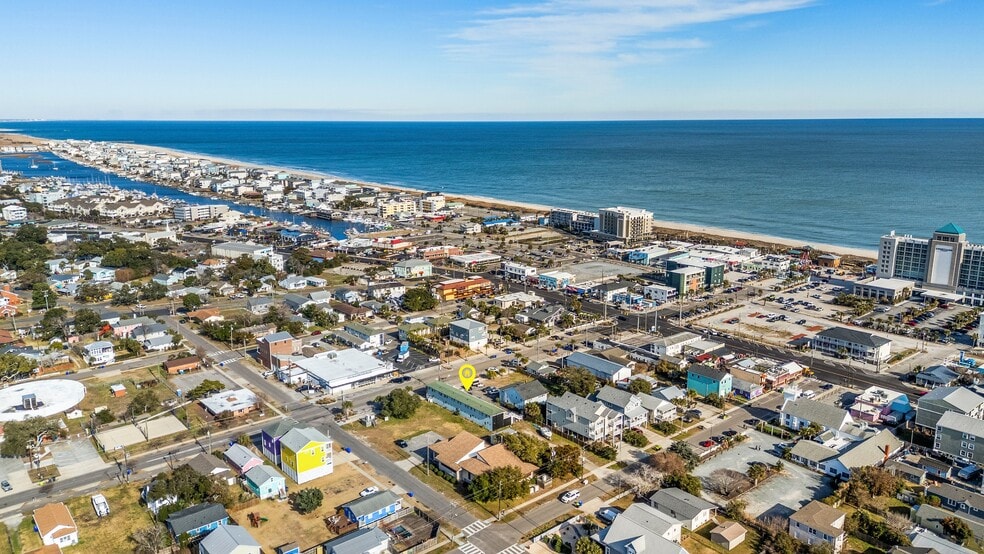 More Photos Of 213 Cape Fear Blvd, Carolina Beach Hotel For Sale