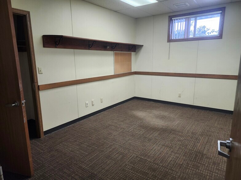 More Photos Of 826 Franklin Rd, Mercer Medical For Lease