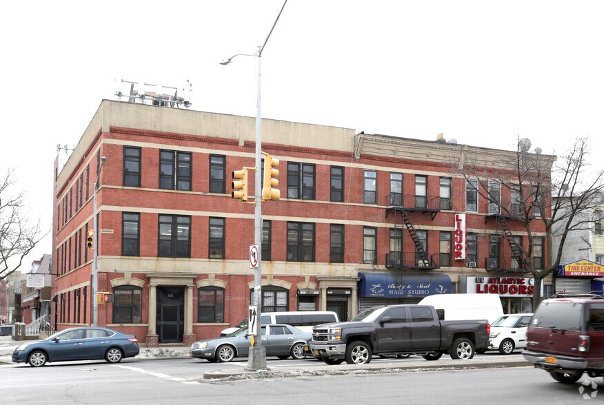 Primary Photo Of 100 Pennsylvania Ave, Brooklyn Loft Creative Space For Lease