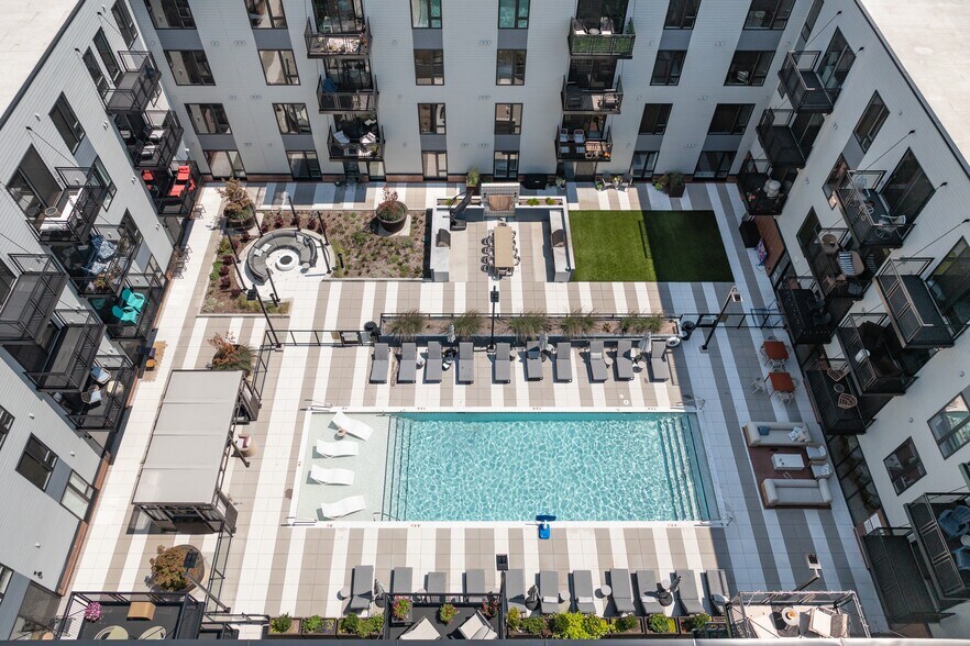 More Photos Of 416 N Kirkwood Rd, Kirkwood Apartments For Sale