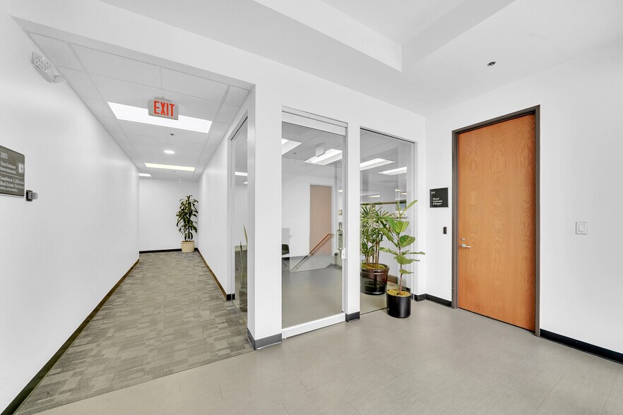 More Photos Of 15901 Red Hill Ave, Tustin Office For Sale