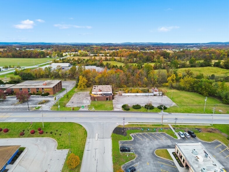 More Photos Of , New Oxford Unknown For Sale