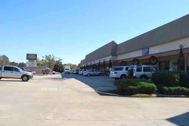 More Photos Of 1605 Vernon St, Lagrange Unknown For Lease