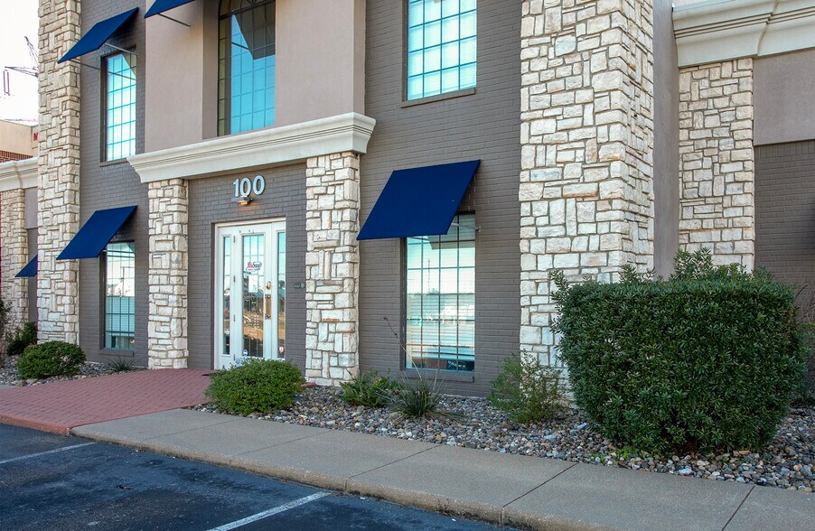 More Photos Of 2230 W Grande Blvd, Tyler Storefront Retail Office For Lease