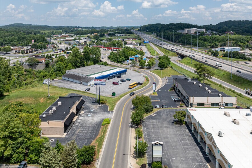 More Photos Of 3176 Linden Dr, Bristol Freestanding For Sale