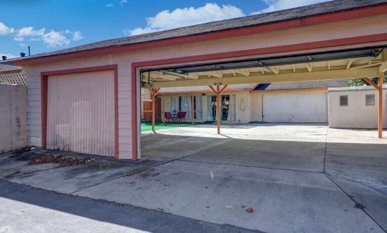 More Photos Of Euclid & Katella Ave, Anaheim Assisted Living For Sale