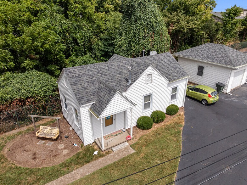 More Photos Of 1542 Frederica St, Owensboro Office Residential For Sale