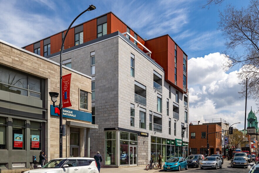 More Photos Of 6833-6835 Boul Saint-Laurent, Montréal Storefront Retail Office For Sale