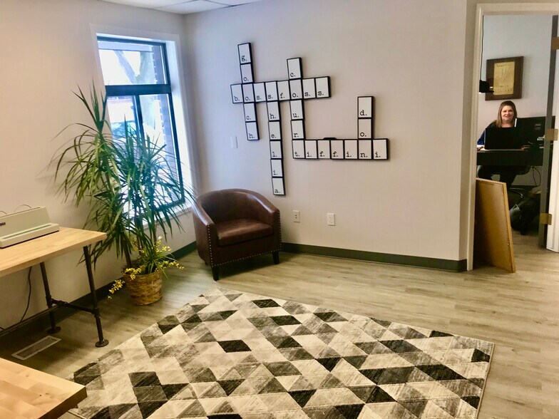 More Photos Of 9459 Lapeer Rd, Davison Office For Lease