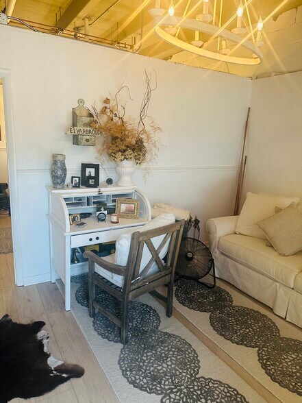 More Photos Of 296 White Bridge Pike, Nashville Loft Creative Space For Lease