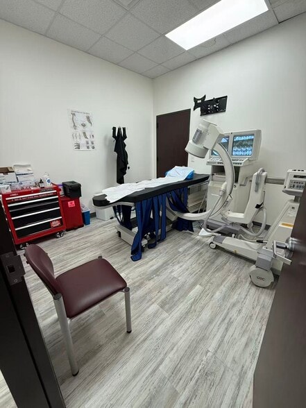 More Photos Of 7601 W Sam Houston S, Houston Storefront For Sale