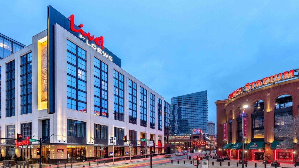 More Photos Of 601 S Clark St, Saint Louis Freestanding For Lease