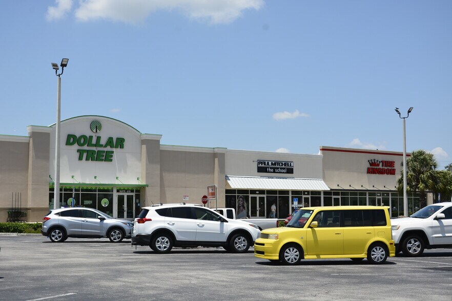 More Photos Of 501 N Beneva Rd, Sarasota Unknown For Lease