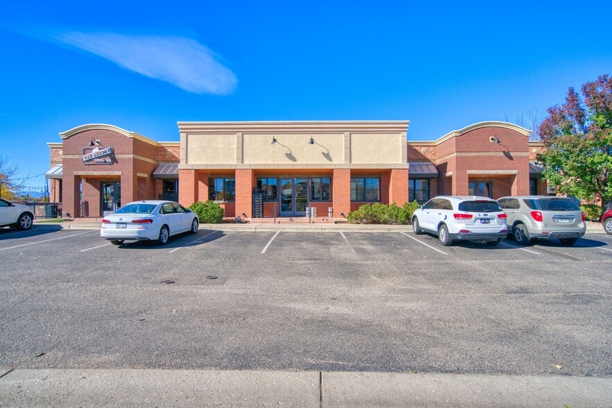 More Photos Of 149 S Briggs St, Erie Storefront Retail Office For Sale