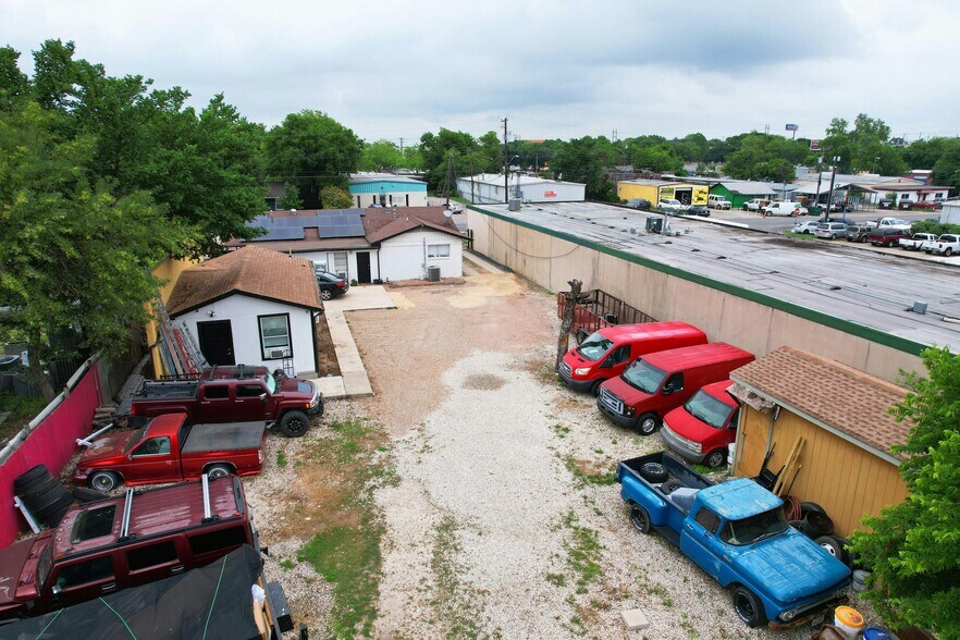 More Photos Of 1003 Prairie Trl, Austin Land For Sale