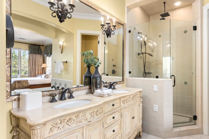 More Photos Of 1210 Arden Hills Ln, Sacramento Specialty For Sale