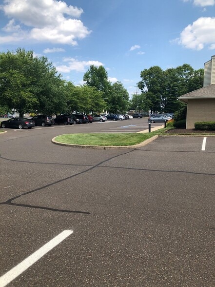 More Photos Of 333 N Oxford Valley Rd, Fairless Hills Medical For Sale