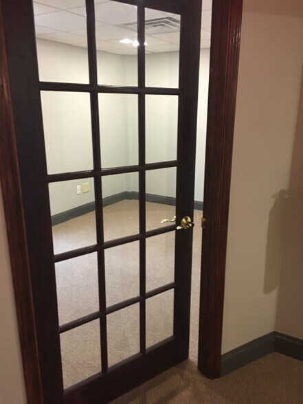 More Photos Of 2001 Montour Church Rd, Oakdale Office For Lease