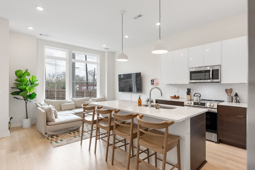 More Photos Of 1233 Lischey Ave, Nashville Apartments For Sale
