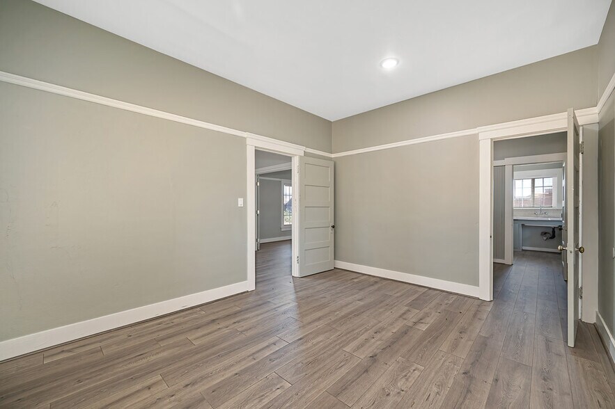 More Photos Of 19435 East St, Woodland Specialty For Sale