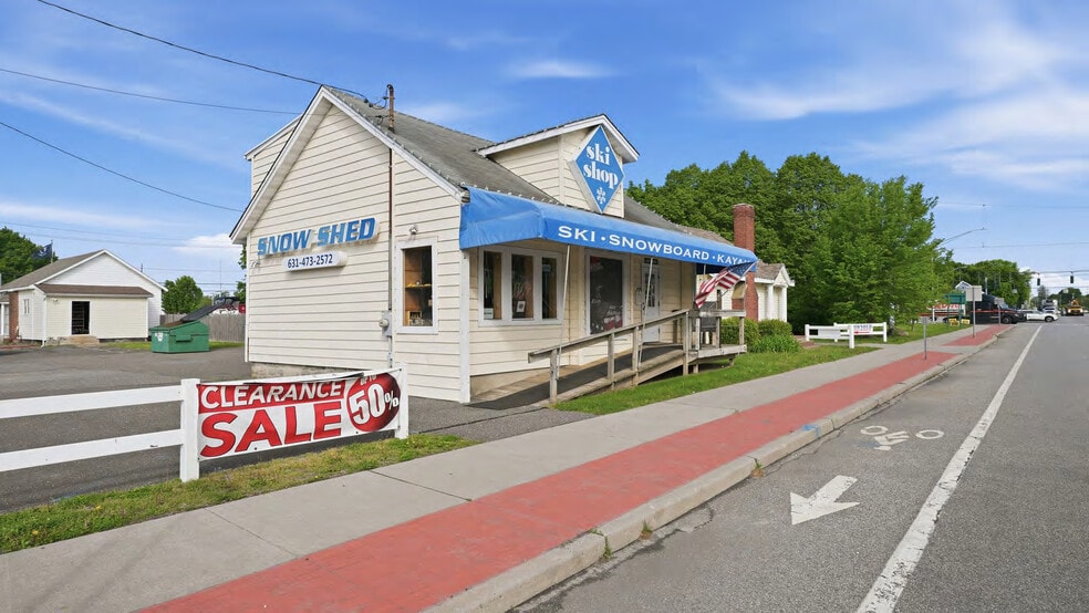 Primary Photo Of 1002-1004 New York 112, Port Jefferson Station Freestanding For Sale