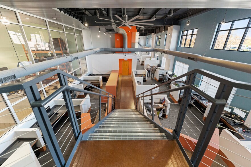 More Photos Of 2022 Van Buren Ave, Indian Trail Light Manufacturing For Lease