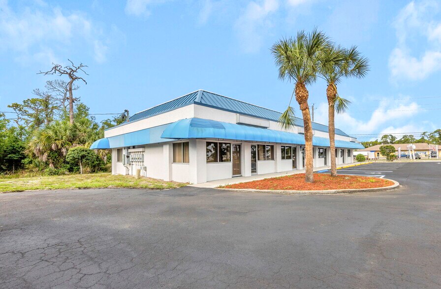More Photos Of 655 N Indiana Ave, Englewood Medical For Sale