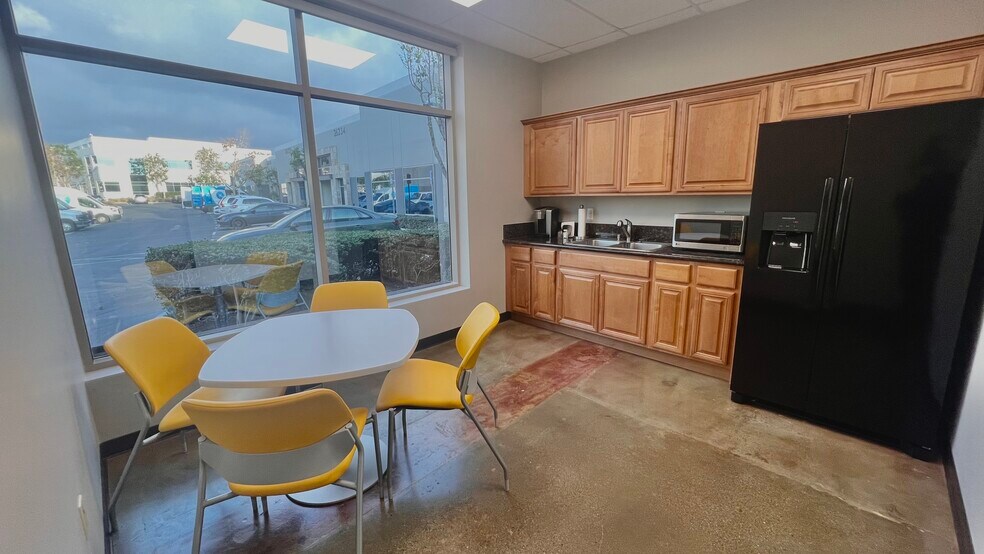 More Photos Of 26240 Enterprise Ct, Lake Forest Office For Lease