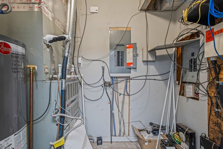 More Photos Of 1120 W Loop 289, Lubbock Medical For Lease