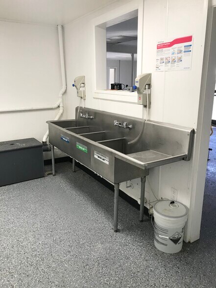 More Photos Of 3601 E Hwy 67, Cleburne Restaurant For Lease