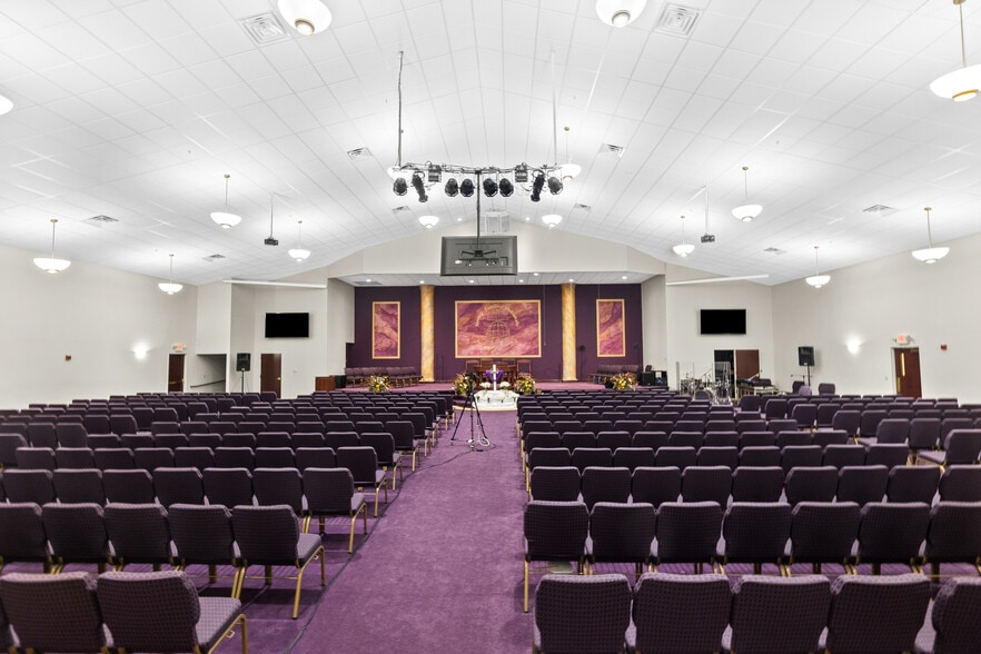 More Photos Of 535 State Route 3, Cahokia Religious Facility For Sale