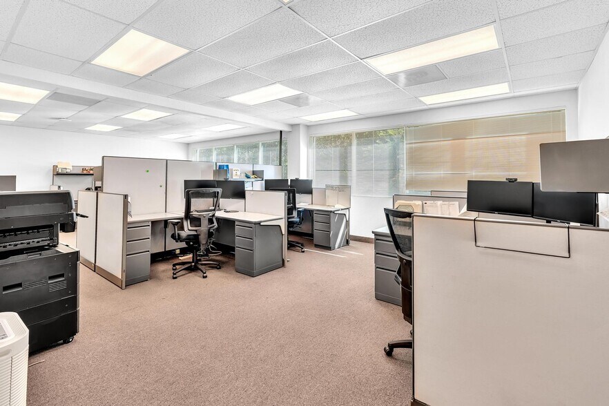 More Photos Of 7665 Davie Road Ext, Davie Office For Lease
