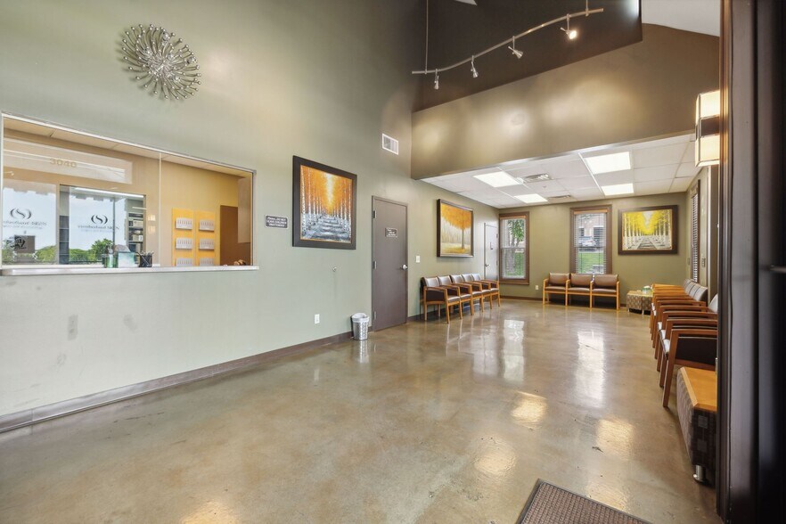 More Photos Of 3040 Business Park Cir, Goodlettsville Medical For Lease