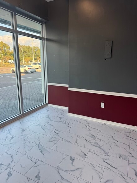 More Photos Of 5109 US Highway 674, Wimauma General Retail For Lease