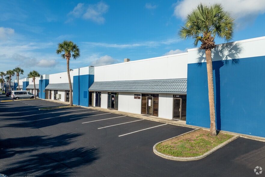 More Photos Of 3443-3479 Parkway Center Ct, Orlando Unknown For Lease