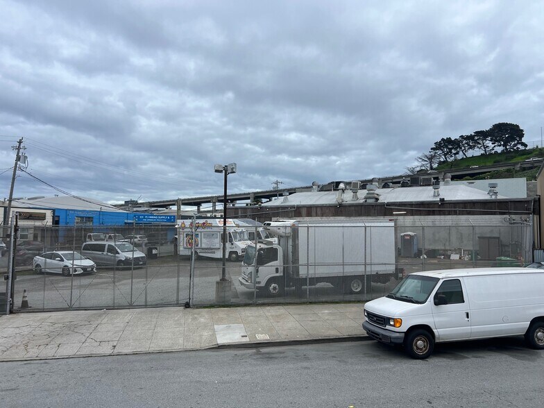 More Photos Of 2283 Shafter Ave, San Francisco Land For Lease