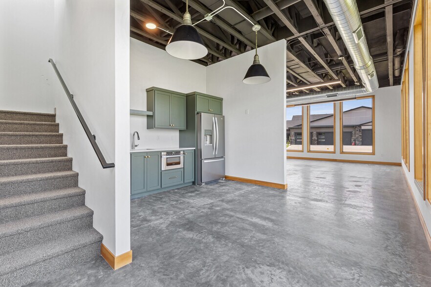 More Photos Of 3344 5th Way E, West Fargo Office For Lease