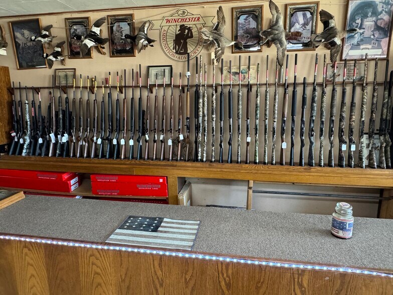 More Photos Of 215 W Main St, Marshall General Retail For Sale