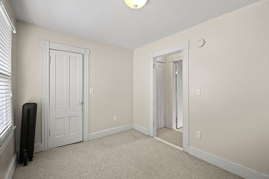 More Photos Of 18 Elm St, Rocky Hill Office Residential For Sale