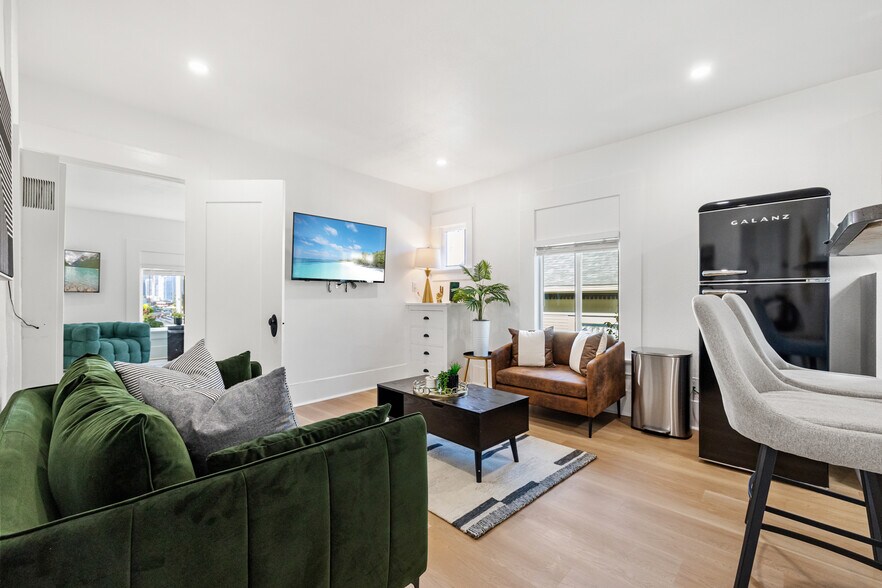 More Photos Of 1055 21st Street, San Diego Apartments For Sale