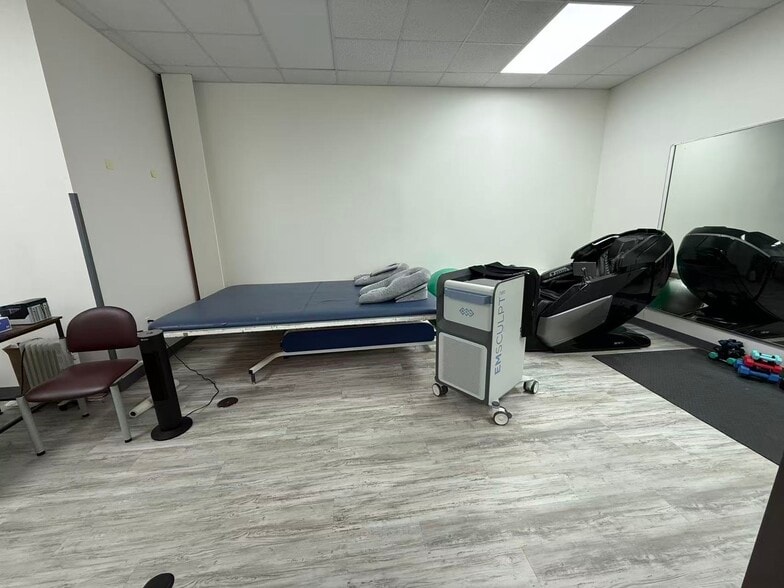 More Photos Of 7601 W Sam Houston S, Houston Storefront For Sale