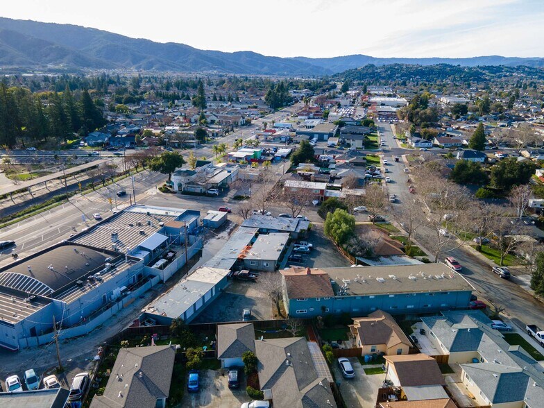 More Photos Of 420-450 Broadway, Gilroy Apartments For Sale