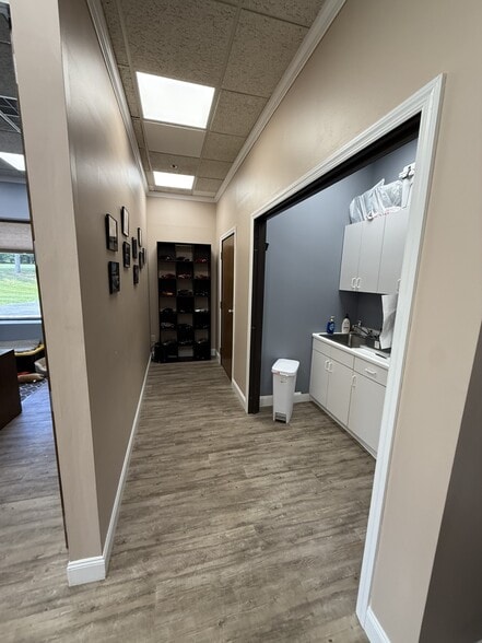 More Photos Of 43 Newburgh Rd, Hackettstown Office For Lease