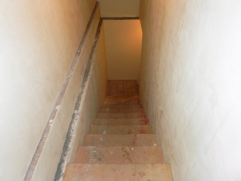 More Photos Of 1541 Ogden Rd, Montrose Medical For Lease