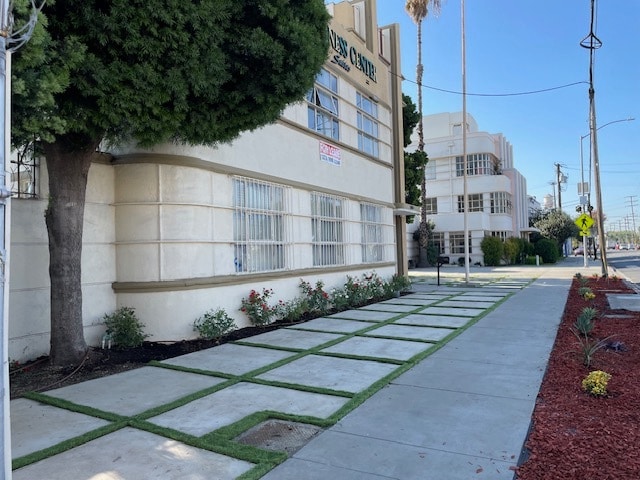 More Photos Of 5608 Soto St, Huntington Park Light Manufacturing For Lease