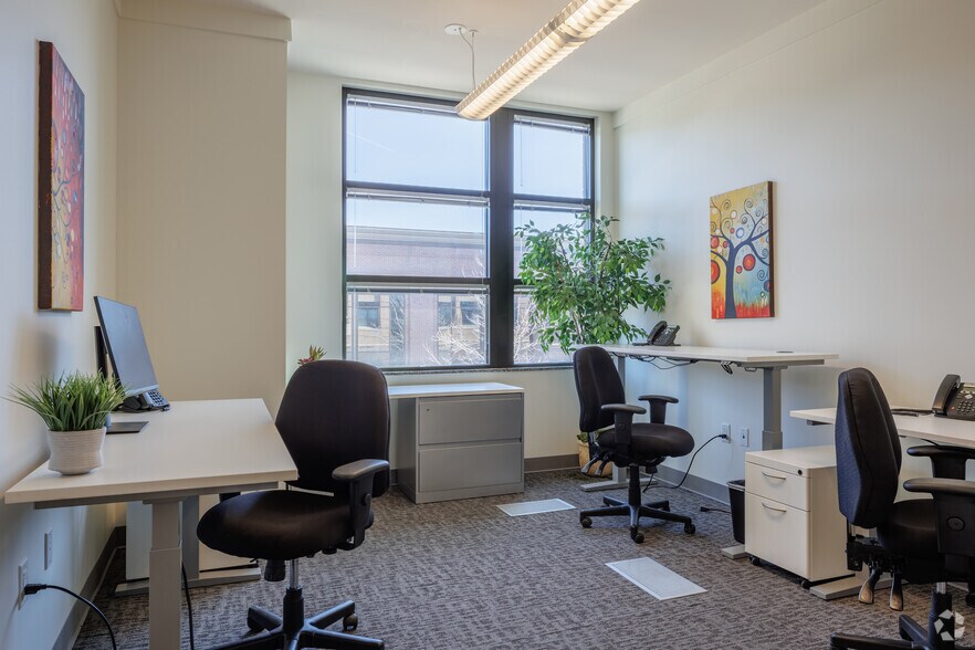 More Photos Of 355 S Teller St, Lakewood Coworking Space