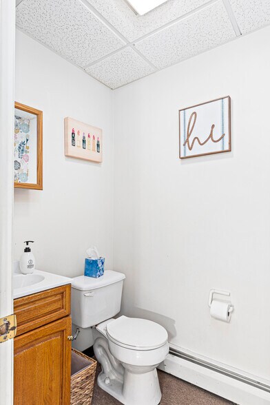 More Photos Of 141 Ulster Ave, Saugerties Storefront Retail Residential For Sale