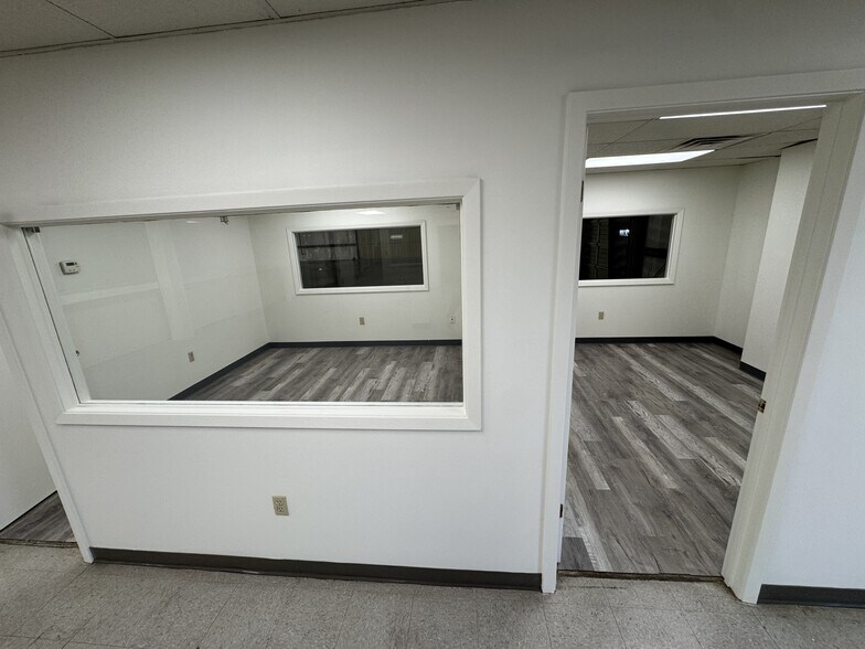 More Photos Of 160 Industrial Dr, Jackson Distribution For Lease